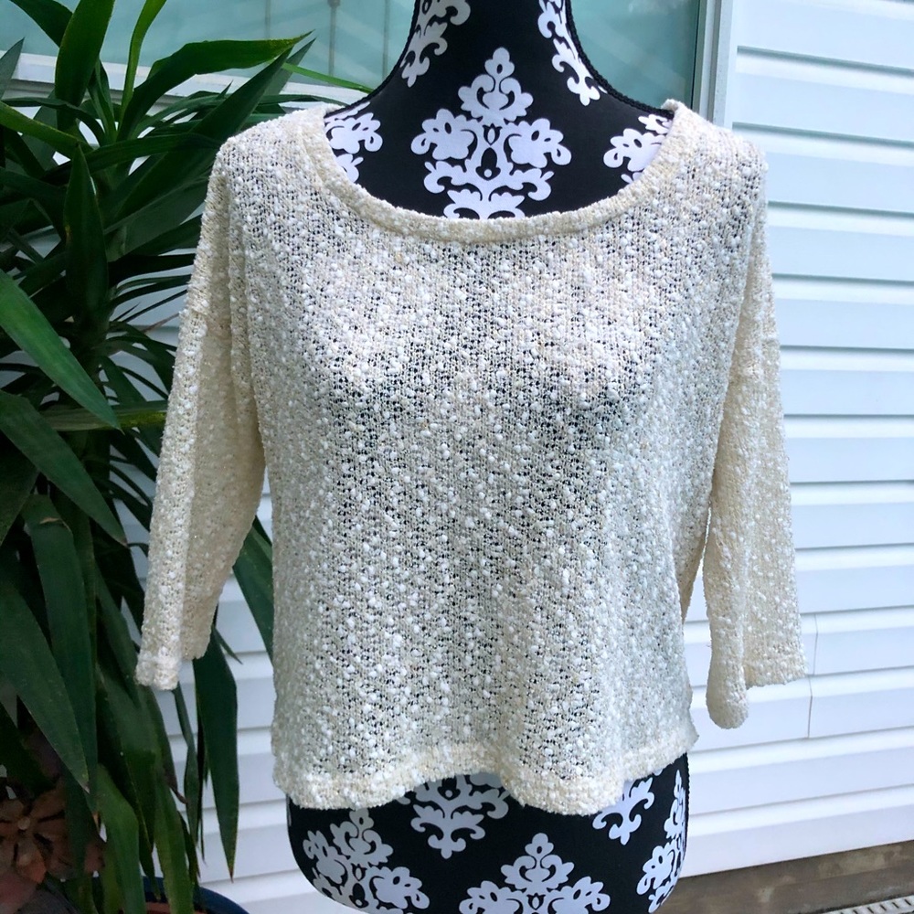 White knit blouse size medium